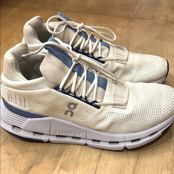 On Running Cream and Blue Sneakers with Cloud Cushioning - Picture 1 of 7
